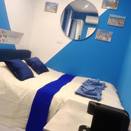 Pokoj Dla 2 Z Prywatnym Balkonem, Lazienka I Wejsciem Bari Kültér fotó